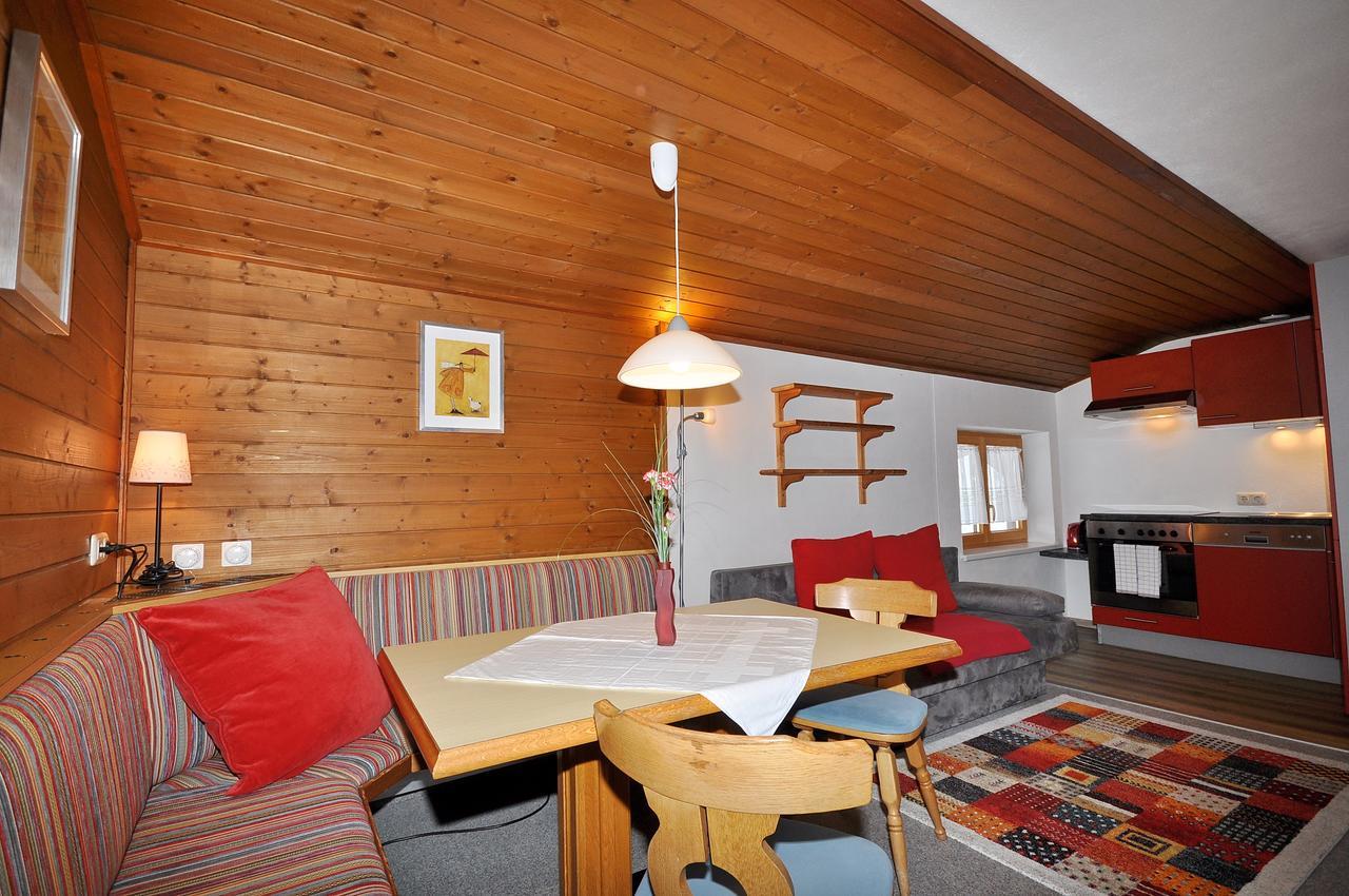 Haus Fritz Hotel Warth  Exterior photo